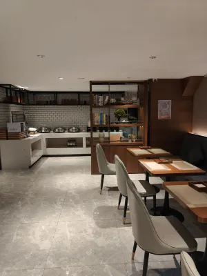 Borrman Hotel (Xiaobei Branch Yuexiu Park Memorial Hall, Guangzhou Railway Station) Photos