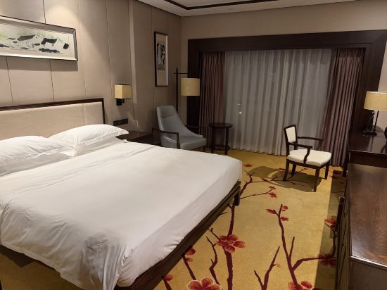 佛山順德香雲紗園林酒店優惠