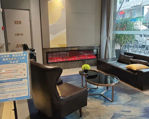 HomeInnSelected (Guangzhou International Financial City Olympic Sports Center Branch) Area Publik Photos