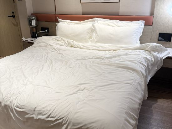 ZMAX滿兮飯店（廣州珠江新城五羊邨地鐵站店）優惠