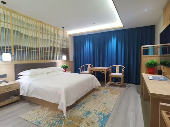 烏魯木齊頤中園飯店（紅山人民公園店）優惠