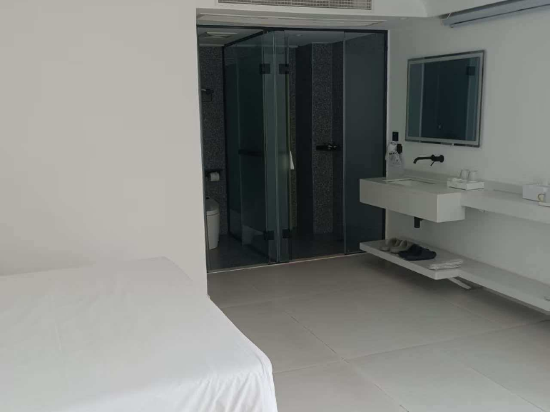 三亞星野•懸浮泳池海景設計民宿優惠