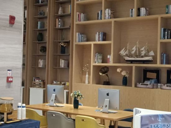 凱里亞德酒店（河源萬隆城店）優惠