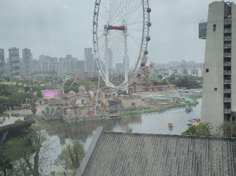 藍汐假日酒店（佛山華僑城歡樂海岸PLUS店）優惠