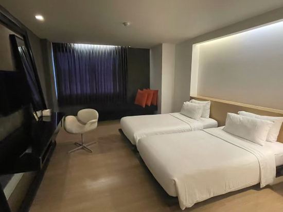 西隆翠妮提酒店優惠