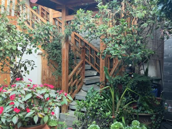 麗江花海客棧優惠