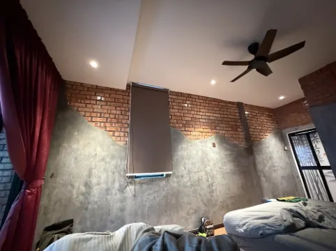 Bricks Guesthouse Phòng Photos