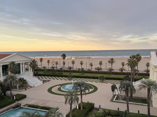 瓦倫西亞拉斯阿瑞納斯温泉療養度假村優惠