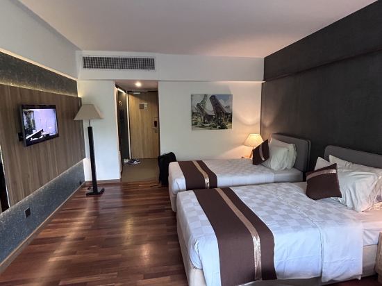 巴塔姆海景假日酒店優惠