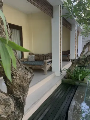 Akatara Hotel Photos