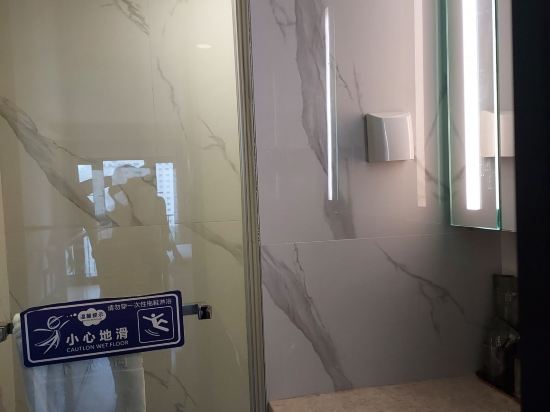 一呆公寓（華強北燕南地鐵站店）優惠