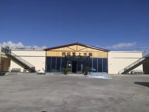 Snowtop Westernmost Lodge · Taxian Ngoại thất Photos