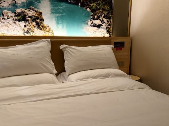 愛華精品酒店（深圳會展中心科學館地鐵站店）優惠