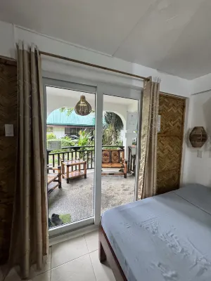 Blue Lagoon Dive Resort Kamar Photos