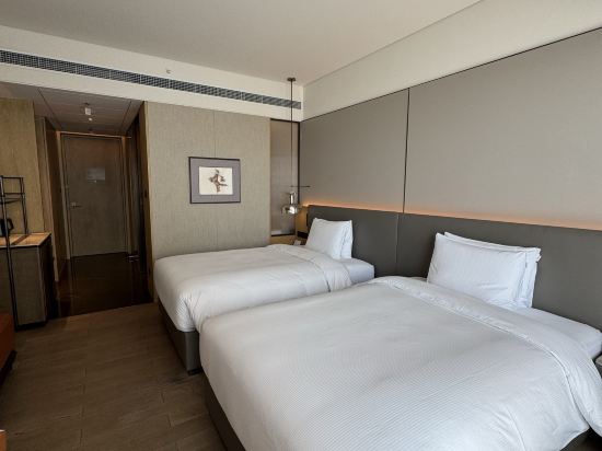 西安灃東希爾頓逸林酒店優惠