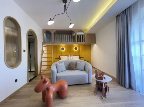 芝麻雲谷探索飯店（大連金石灘店） Photos