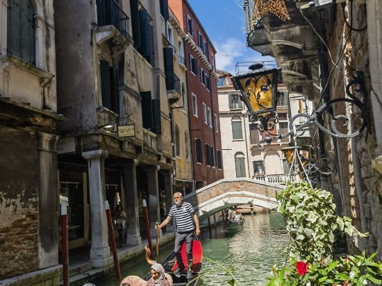 帕多瓦皇冠假日酒店優惠