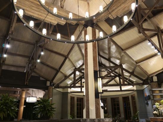 諾偉司吉里度假酒店及水療中心優惠