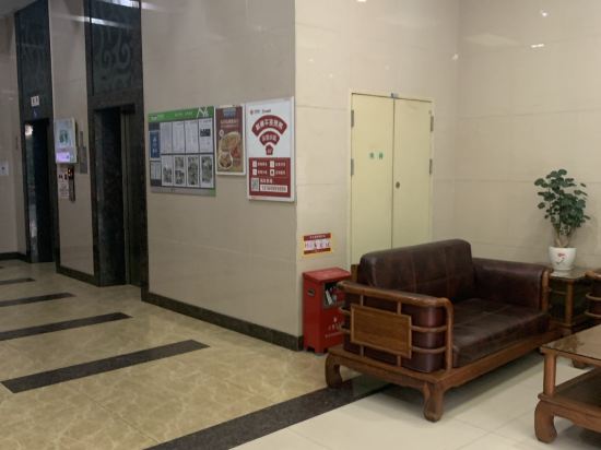 千色滙主題酒店（佛山科技學院祖廟店）優惠