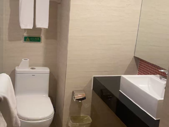 維也納酒店（羅湖口岸國貿地鐵站店）優惠