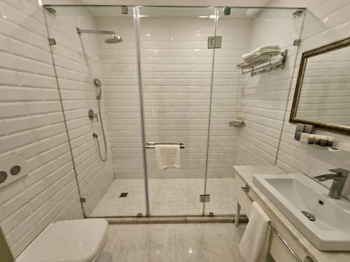 Sapphire Inn Hotel Zimmer Photos