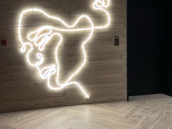 杜拜宜必思世貿中心酒店優惠