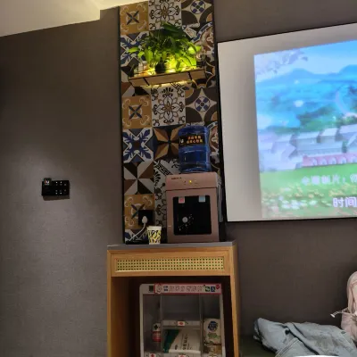 IU飯店（張掖西站鐘鼓樓店） Photos