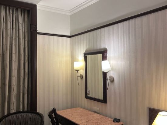 莎阿南馬爾地亞套房飯店優惠