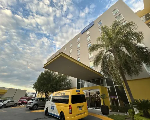 City Express by Marriott Monterrey Aeropuerto Ngoại thất Photos