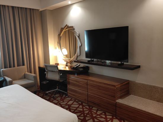 杜拜迪爾拉皇冠假日酒店優惠