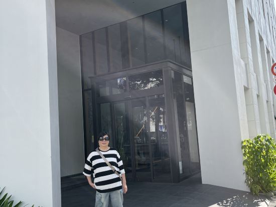 那霸久茂地巢穴飯店優惠