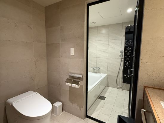 ザ・ベーシックス福岡 クーポン