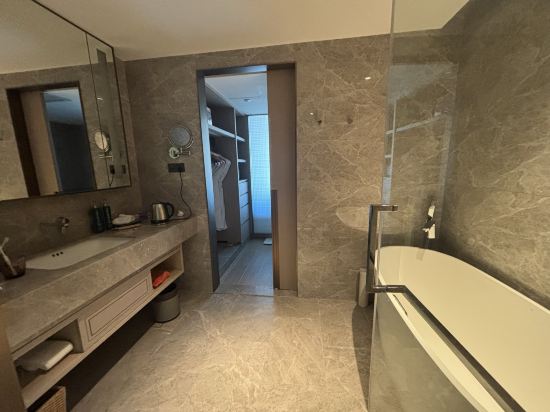 深圳南山希爾頓逸林酒店及公寓優惠