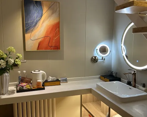 Dequan Luxury Hotel (Chaoyang Railway Station Shilipu Subway Station Branch) Zimmer Photos