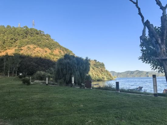 撫雲·供氧湖景飯店（瀘沽湖店）優惠