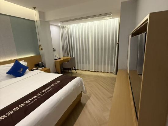 速8精選酒店（三亞灣海月廣場店）優惠