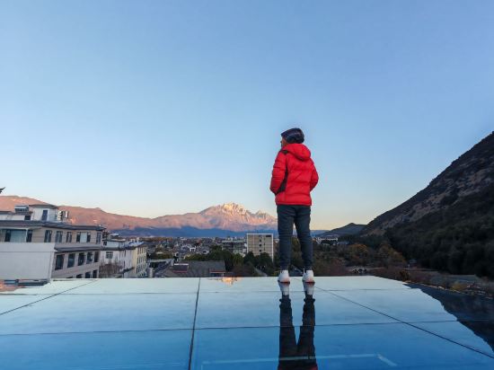 花築·麗江藏元雪山攬景飯店（古城大水車店）優惠