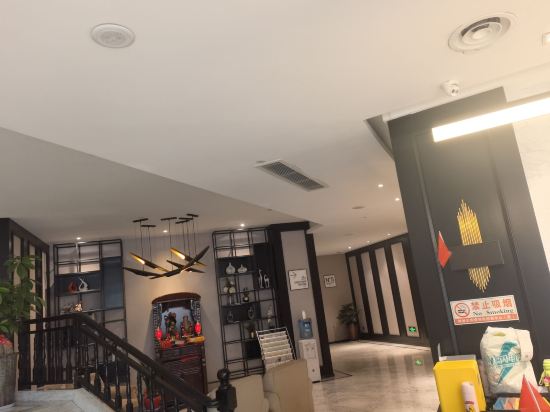 頤璟假日飯店（西街豐澤廣場店）優惠