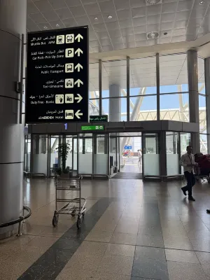 ريد روز هوتل بالقرب من الفندق Photos