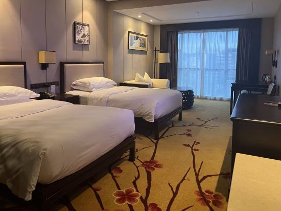 佛山順德香雲紗園林飯店優惠