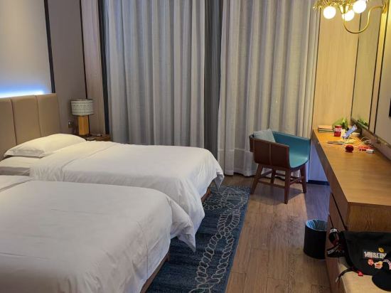 皇馬假日醉海南大酒店（海口濱海大道秀英店）優惠