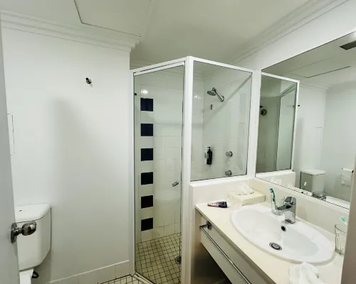 Ibis Styles Sydney Central Rooms Photos