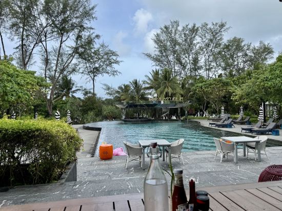 斯攀瓦巴巴海灘俱樂部泳池別墅攀牙店 （SHA Extra Plus）優惠