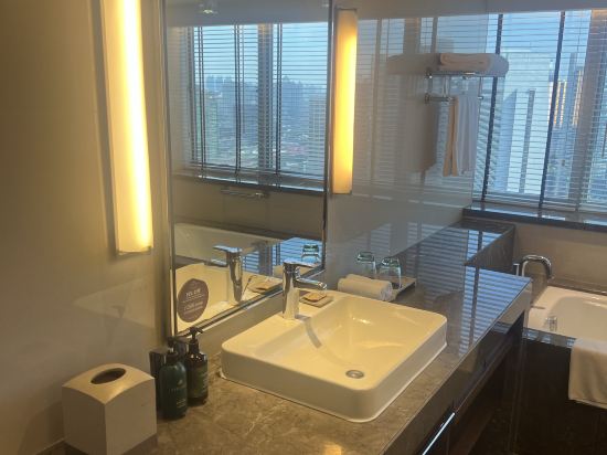 廣州中心皇冠假日酒店優惠