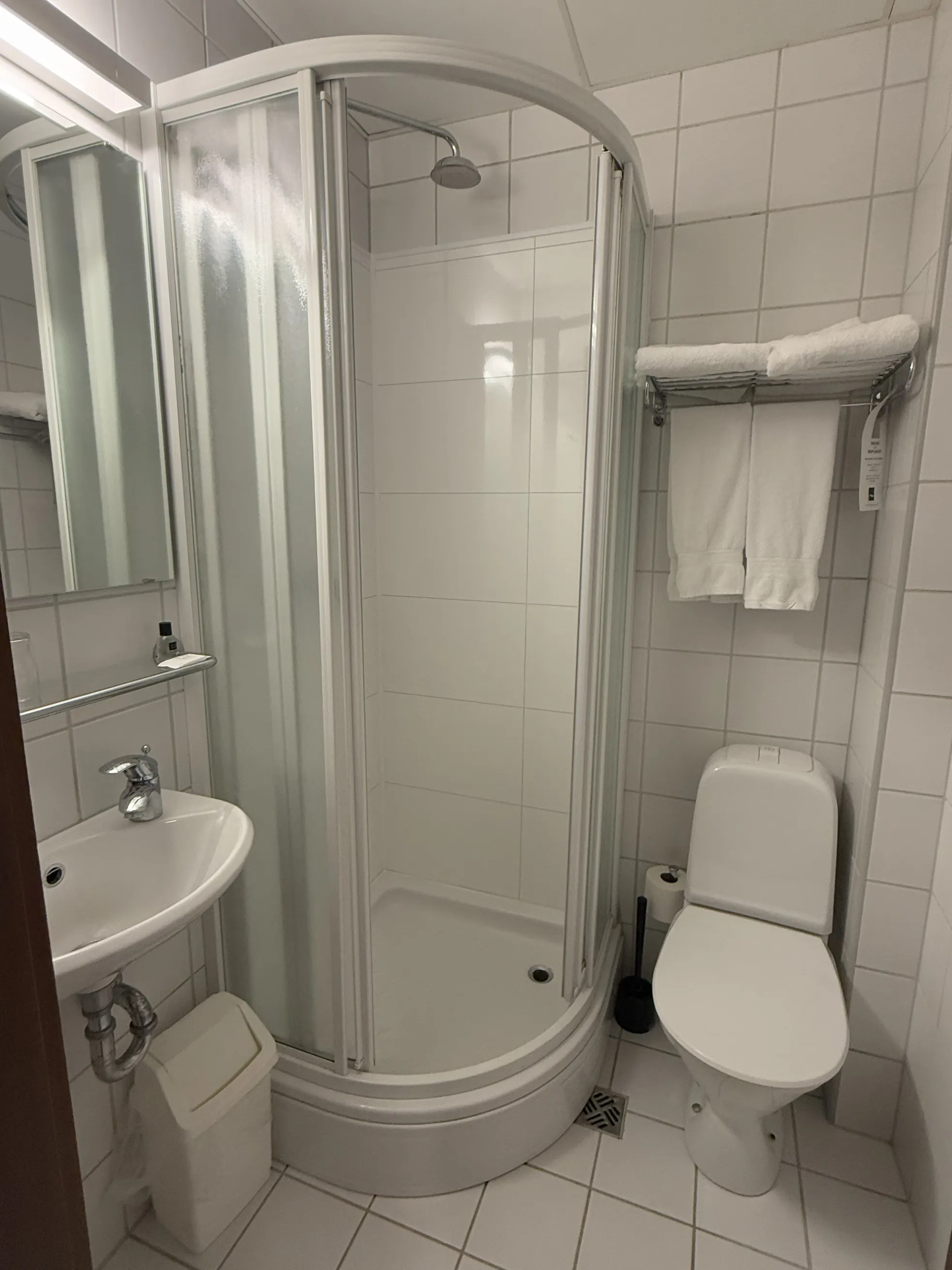 Hotel Cabin Zimmer Photos