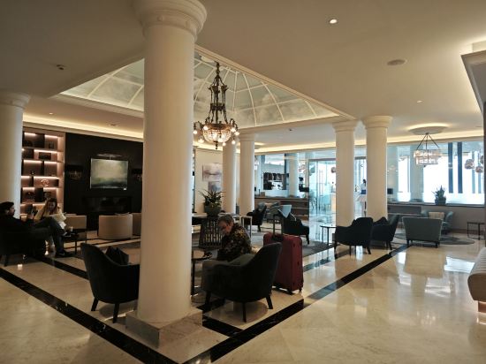 蒙特勒瑞士雄偉大傲途格精選酒店酒店優惠