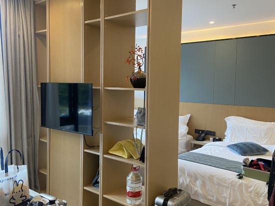 英德芸居度假酒店優惠