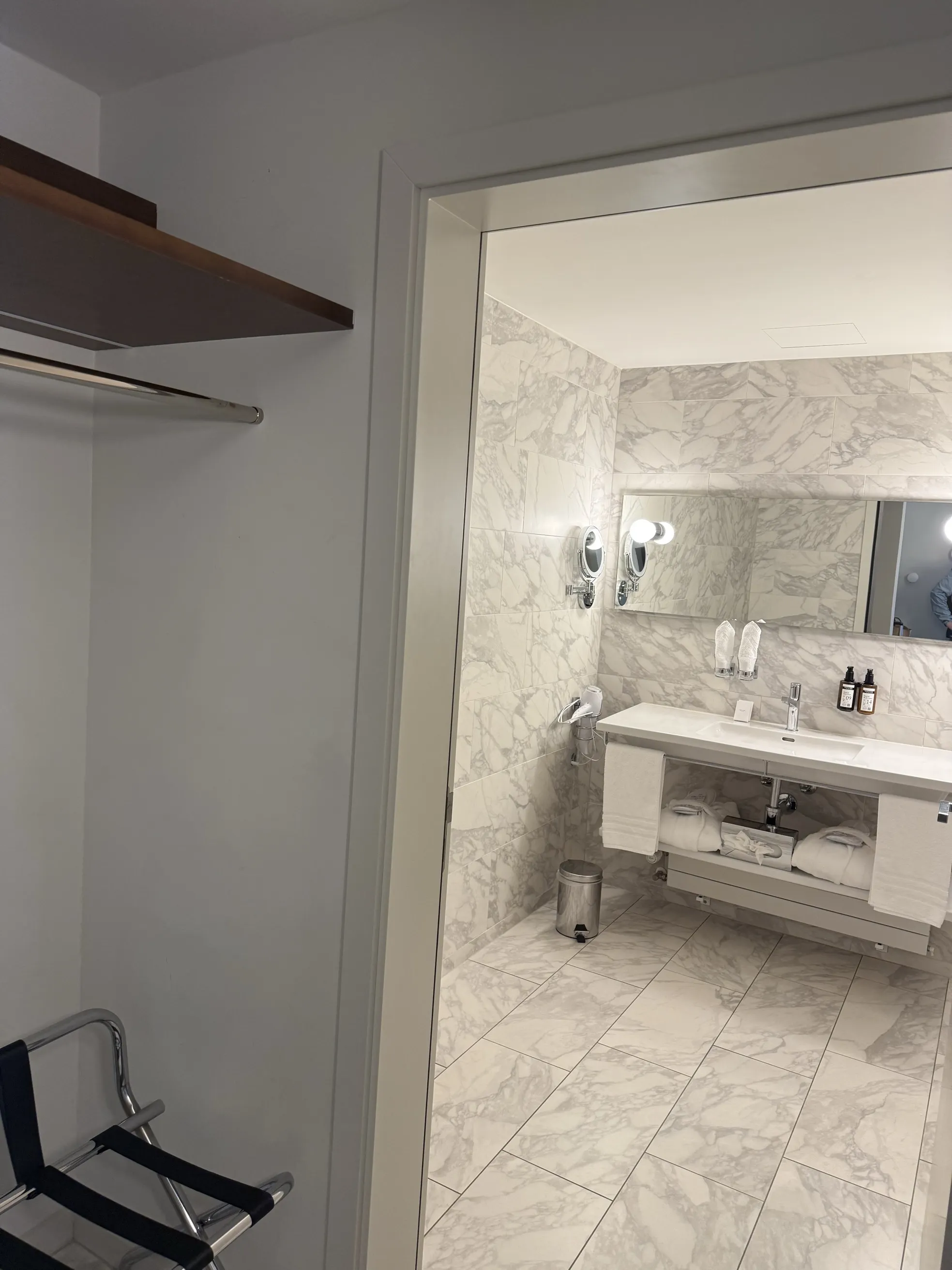 EMA之家套房飯店 房間 Photos