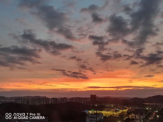 凱利飯店（東興國門口岸店）優惠