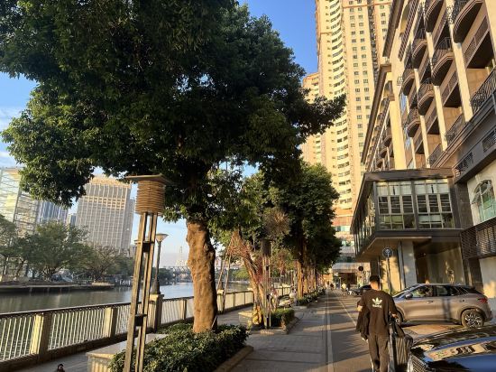 中山江畔商務酒店優惠